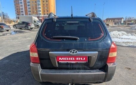 Hyundai Tucson III, 2005 год, 675 000 рублей, 16 фотография