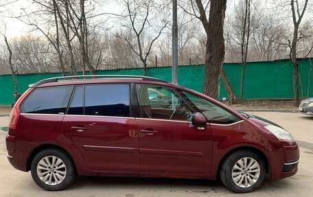 Citroen C4 Picasso II рестайлинг, 2007 год, 580 000 рублей, 13 фотография