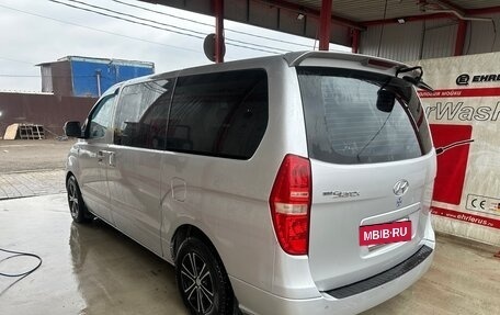 Hyundai Grand Starex Grand Starex I рестайлинг 2, 2008 год, 1 150 000 рублей, 8 фотография