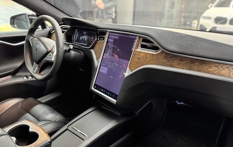 Tesla Model S I, 2017 год, 4 050 000 рублей, 10 фотография