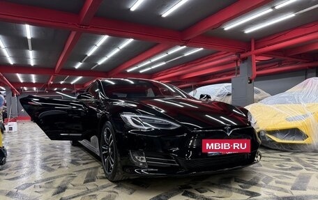 Tesla Model S I, 2017 год, 4 050 000 рублей, 4 фотография