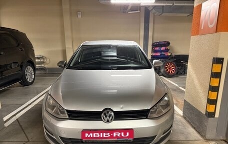 Volkswagen Golf VII, 2013 год, 990 000 рублей, 1 фотография
