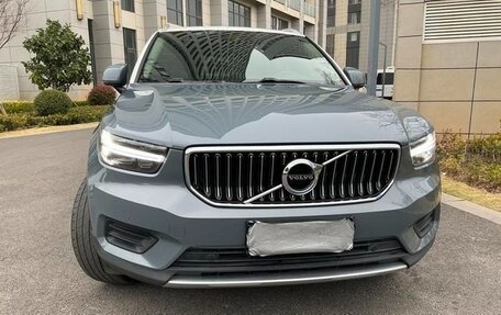 Volvo XC40 I, 2021 год, 2 353 000 рублей, 2 фотография