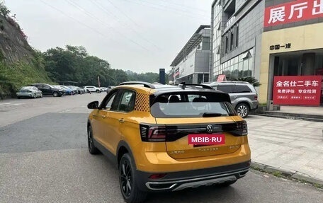 Volkswagen T-Cross I, 2022 год, 1 400 000 рублей, 4 фотография