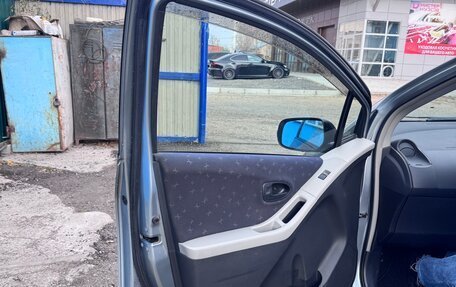 Toyota Vitz, 2009 год, 635 000 рублей, 9 фотография