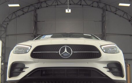 Mercedes-Benz E-Класс, 2021 год, 4 850 000 рублей, 1 фотография