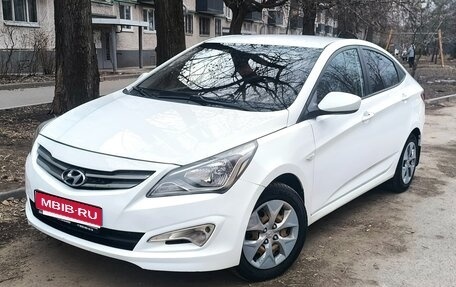 Hyundai Solaris II рестайлинг, 2016 год, 960 000 рублей, 1 фотография