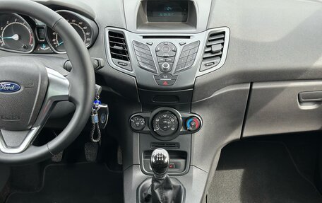 Ford Fiesta, 2017 год, 800 000 рублей, 15 фотография