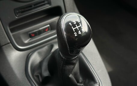 Ford Fiesta, 2017 год, 800 000 рублей, 16 фотография
