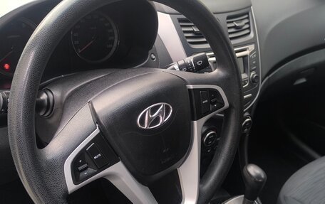 Hyundai Solaris II рестайлинг, 2016 год, 960 000 рублей, 17 фотография