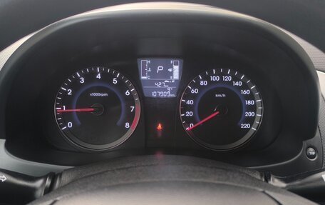 Hyundai Solaris II рестайлинг, 2016 год, 960 000 рублей, 19 фотография