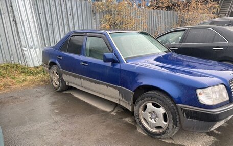 Mercedes-Benz E-Класс, 1994 год, 400 000 рублей, 4 фотография