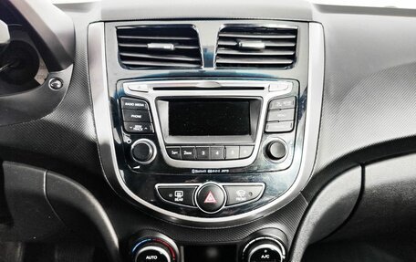 Hyundai Solaris II рестайлинг, 2014 год, 899 000 рублей, 18 фотография