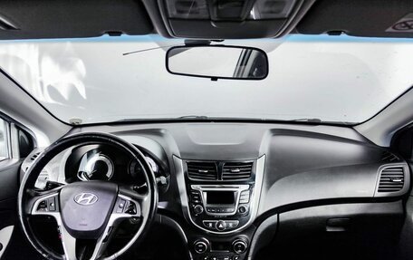 Hyundai Solaris II рестайлинг, 2014 год, 899 000 рублей, 17 фотография