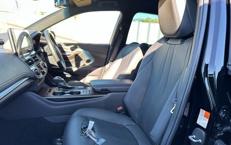 Toyota Crown, 2021 год, 2 690 000 рублей, 26 фотография