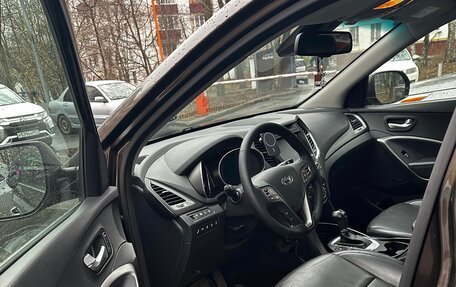 Hyundai Santa Fe III рестайлинг, 2015 год, 2 680 000 рублей, 2 фотография