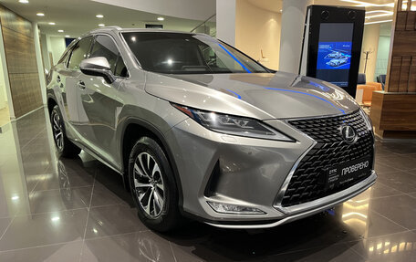 Lexus RX IV рестайлинг, 2019 год, 4 620 000 рублей, 7 фотография