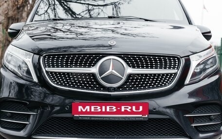 Mercedes-Benz V-Класс, 2019 год, 6 800 000 рублей, 13 фотография