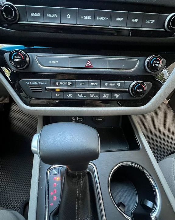 KIA Carnival, 2019 год, 3 399 000 рублей, 13 фотография