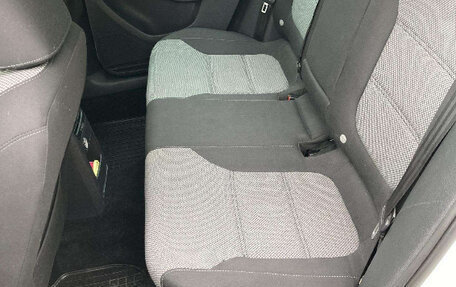 Volkswagen Jetta VI, 2013 год, 900 000 рублей, 13 фотография