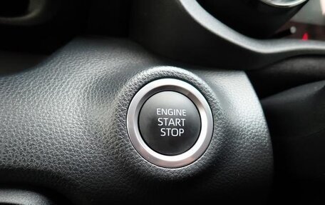 Toyota Yaris, 2021 год, 890 002 рублей, 13 фотография