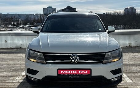 Volkswagen Tiguan II, 2017 год, 1 850 000 рублей, 2 фотография
