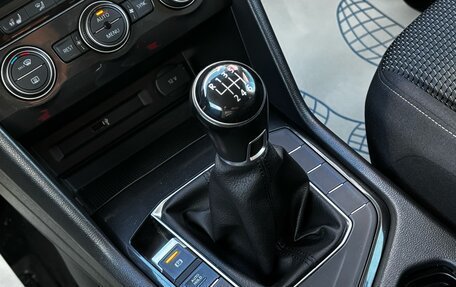 Volkswagen Tiguan II, 2017 год, 1 850 000 рублей, 16 фотография
