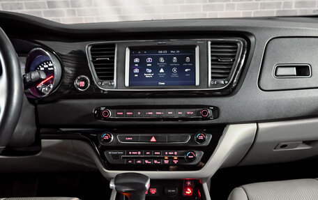 KIA Carnival III, 2019 год, 3 275 000 рублей, 23 фотография