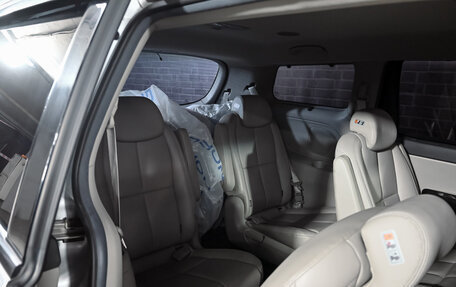 KIA Carnival III, 2019 год, 3 275 000 рублей, 26 фотография