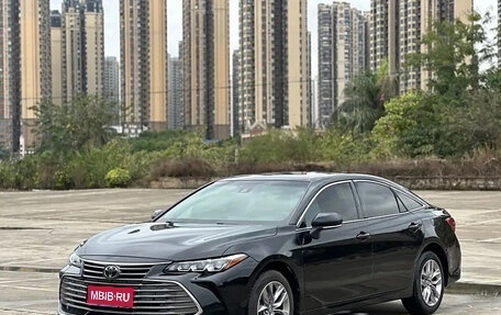 Toyota Avalon, 2020 год, 1 990 000 рублей, 1 фотография