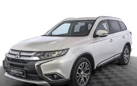 Mitsubishi Outlander III рестайлинг 3, 2018 год, 1 580 000 рублей, 1 фотография