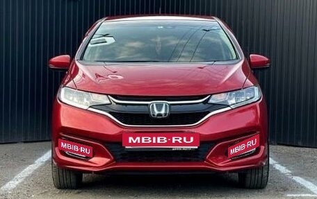 Honda Fit III, 2018 год, 1 500 000 рублей, 2 фотография