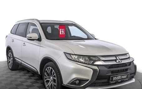 Mitsubishi Outlander III рестайлинг 3, 2018 год, 1 580 000 рублей, 3 фотография