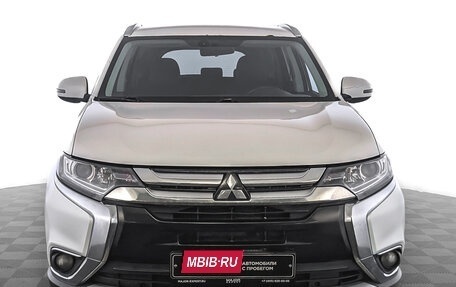 Mitsubishi Outlander III рестайлинг 3, 2018 год, 1 580 000 рублей, 2 фотография