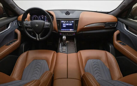 Maserati Levante I, 2021 год, 5 400 000 рублей, 9 фотография