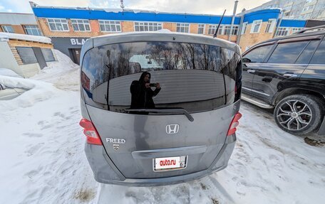 Honda Freed I, 2010 год, 975 000 рублей, 3 фотография