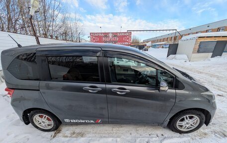 Honda Freed I, 2010 год, 975 000 рублей, 2 фотография