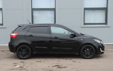 KIA Rio III рестайлинг, 2013 год, 697 000 рублей, 4 фотография