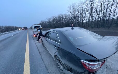 Toyota Camry, 2017 год, 1 200 000 рублей, 4 фотография
