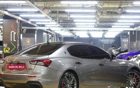 Maserati Ghibli, 2022 год, 5 700 000 рублей, 4 фотография