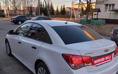 Chevrolet Cruze II, 2013 год, 835 000 рублей, 4 фотография