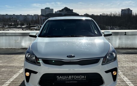 KIA Rio IV, 2018 год, 1 150 000 рублей, 2 фотография