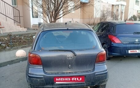 Toyota Yaris I рестайлинг, 2005 год, 350 000 рублей, 2 фотография