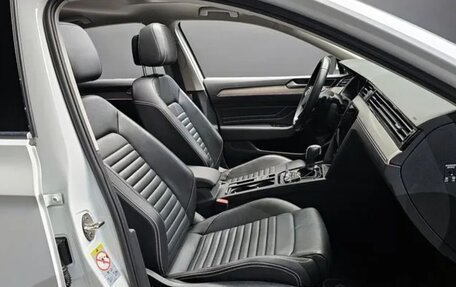 Volkswagen Passat B8 рестайлинг, 2022 год, 2 335 000 рублей, 5 фотография