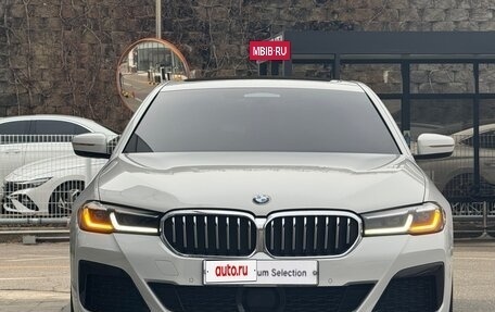 BMW 5 серия, 2021 год, 3 500 000 рублей, 2 фотография