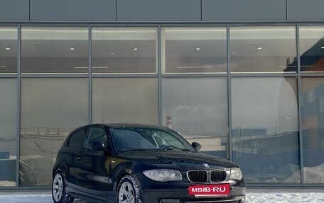 BMW 1 серия, 2010 год, 589 000 рублей, 2 фотография