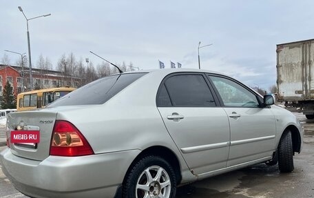 Toyota Corolla, 2004 год, 510 000 рублей, 3 фотография