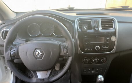 Renault Logan II, 2018 год, 499 000 рублей, 8 фотография