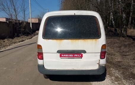 Toyota HiAce H100, 2001 год, 450 000 рублей, 4 фотография