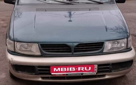 Mitsubishi Space Runner II, 1998 год, 330 000 рублей, 1 фотография